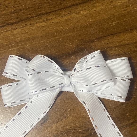 Hand Crafted Tie Dye Hair Bows - Picture 9 of 9